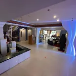 Mantas Hotel 4*