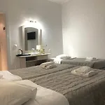 Mantas 4* Loutráki