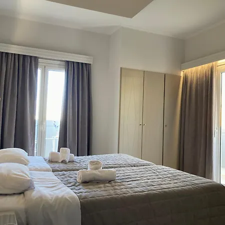 Mantas Káto Loutrákion