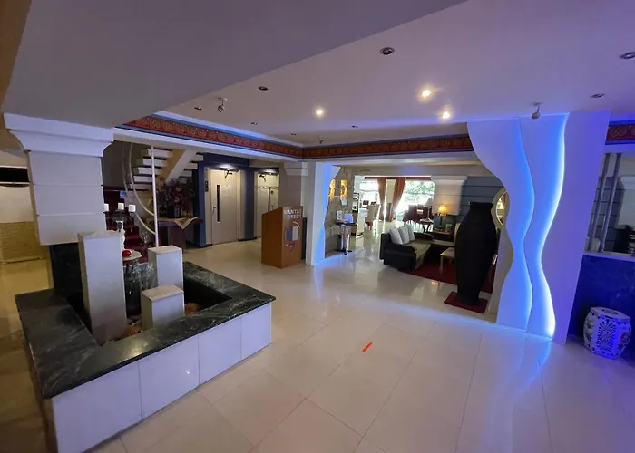 Mantas Otel 4*