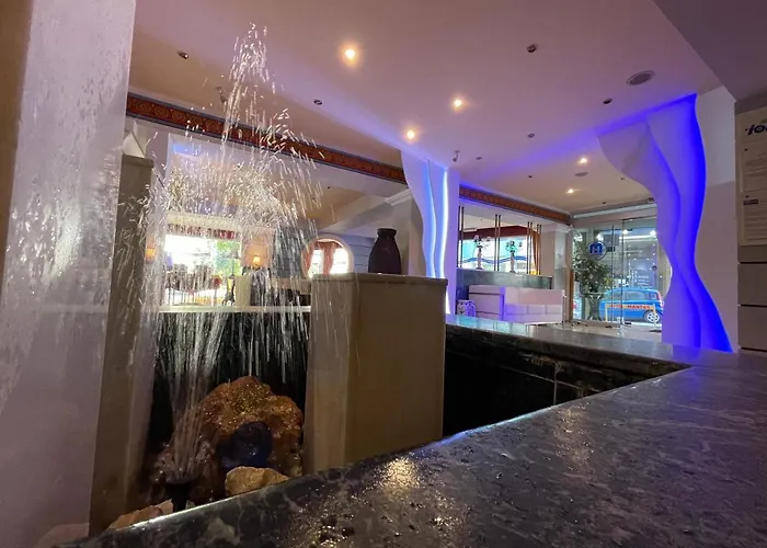 Mantas Hotel Káto Loutrákion