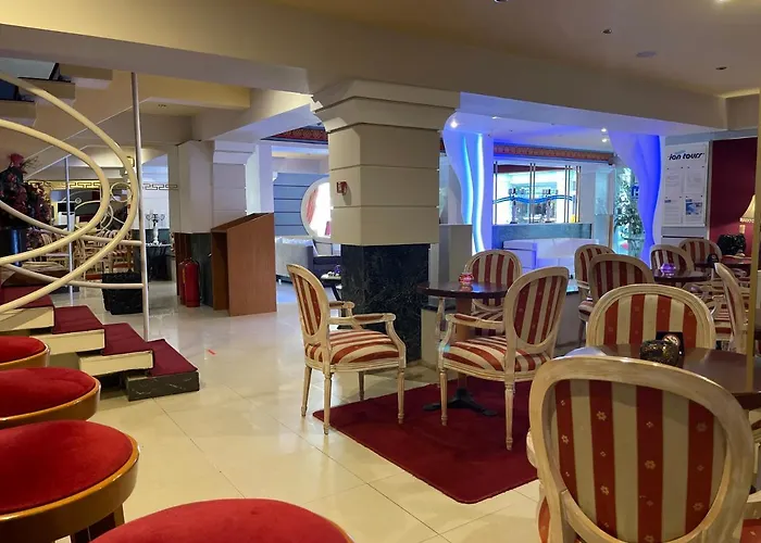 Mantas Otel Loutráki